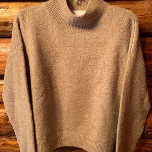 H&M sweater